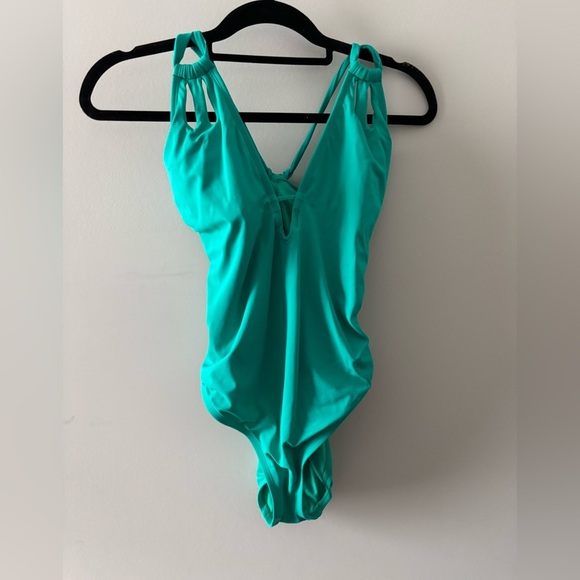 Time and Tru Women's Teal One Piece Swimsuit - Picture 1 of 2